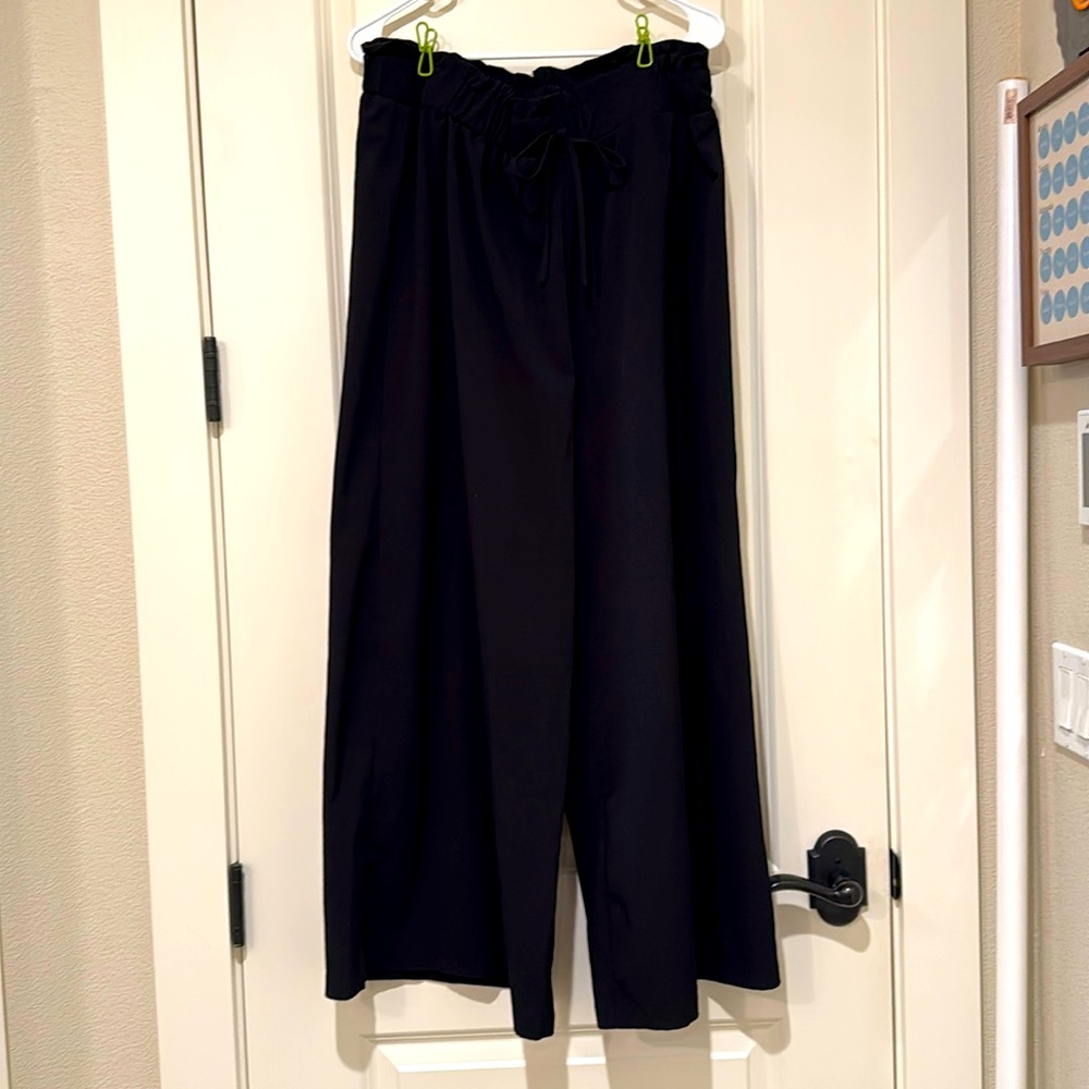 Wide leg elastic waist pant